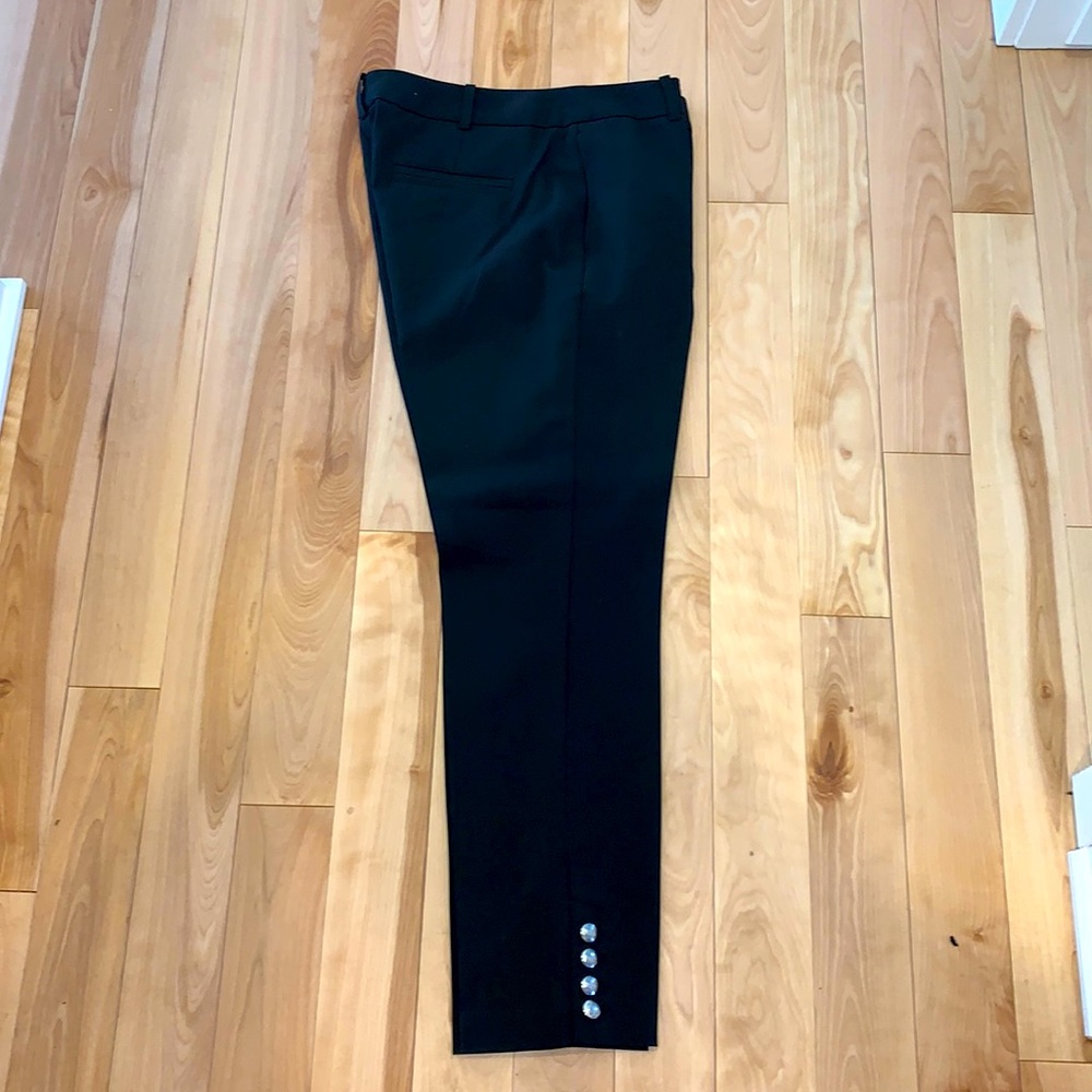 Brand new Melanie Lyne pants size 8